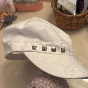 White hat with Skull Face/Cross